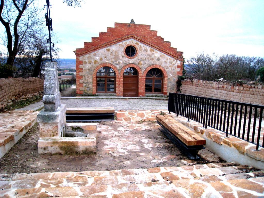 Casa Rural Patino Casa de hóspedes Quintanas de Gormaz Exterior foto