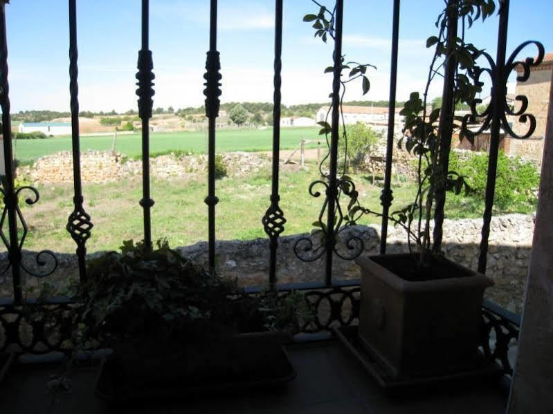 Casa Rural Patino Casa de hóspedes Quintanas de Gormaz Exterior foto