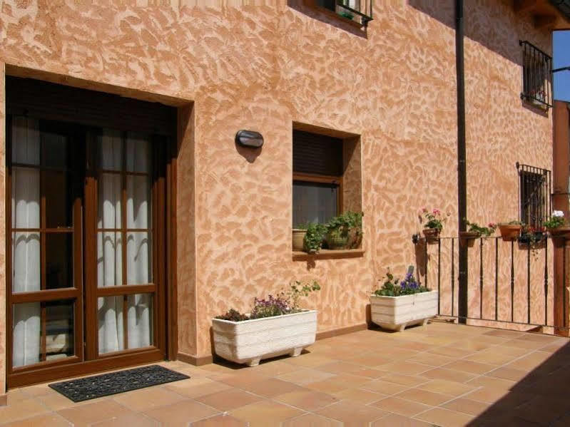 Casa Rural Patino Casa de hóspedes Quintanas de Gormaz Exterior foto